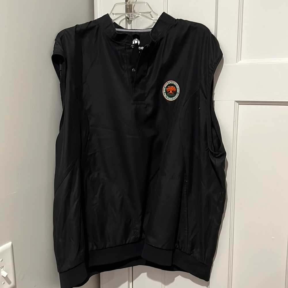 Sunice pull over vest. PGA Championship at Kiawah. The Ocean Course. Size XL